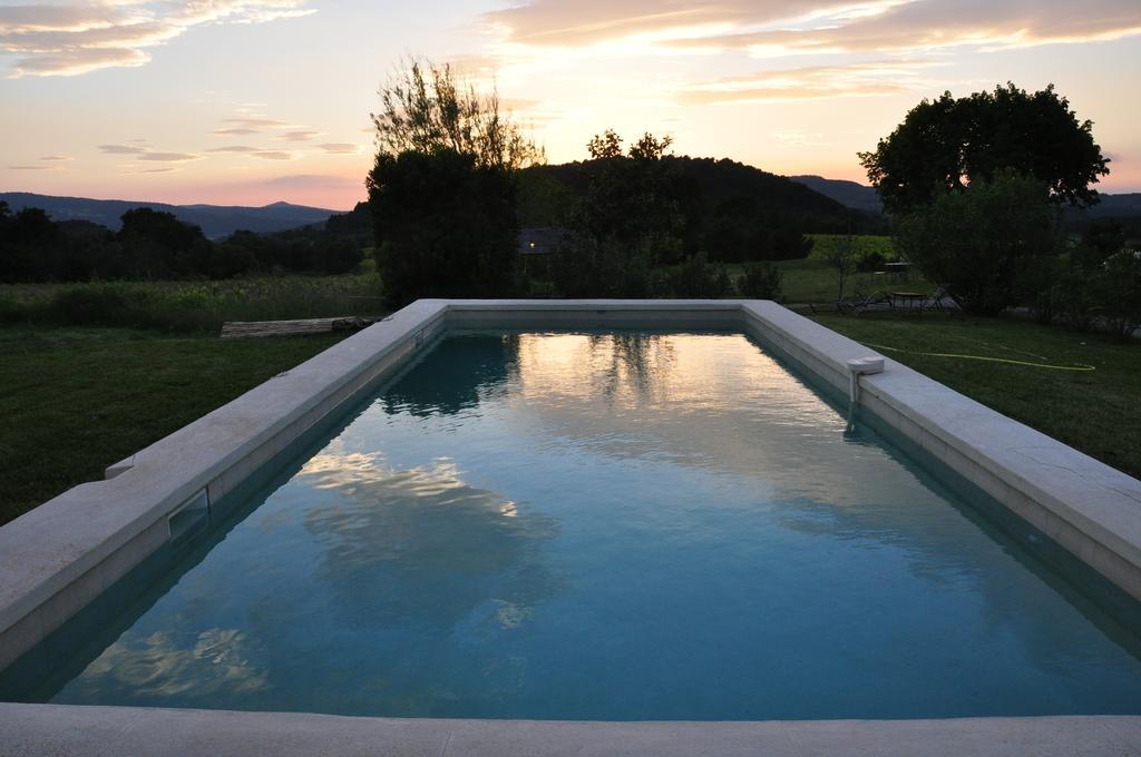 Le Mas En Provence Bed and Breakfast Entrechaux Εξωτερικό φωτογραφία
