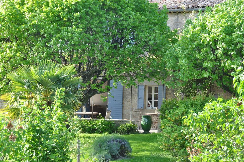 Le Mas En Provence Bed and Breakfast Entrechaux Εξωτερικό φωτογραφία