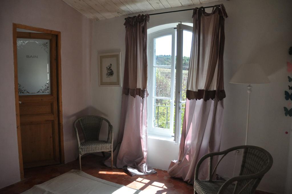 Le Mas En Provence Bed and Breakfast Entrechaux Εξωτερικό φωτογραφία